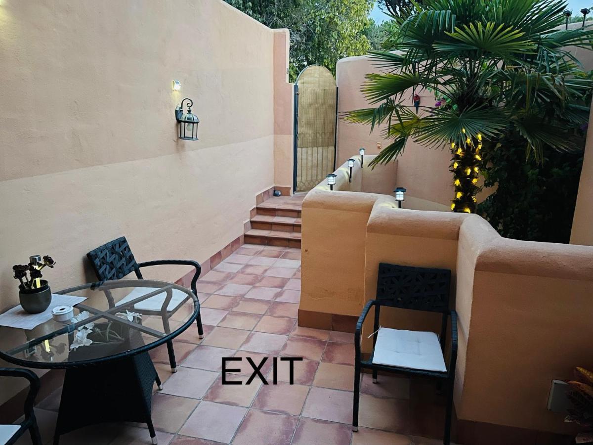 Marbella Deluxe Rooms In Royal Cabopino Townhouse Exterior foto